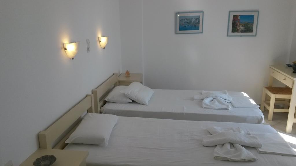 Antonia Studios Náousa Kamer foto